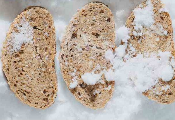 can-you-eat-freezer-burned-bread-kitchen-lily