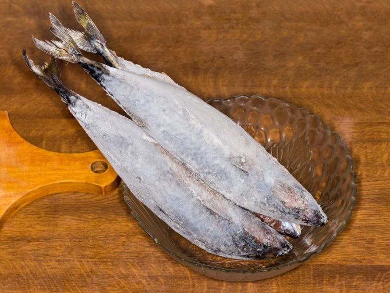Icy glaze on fish to protect them from freezer burn